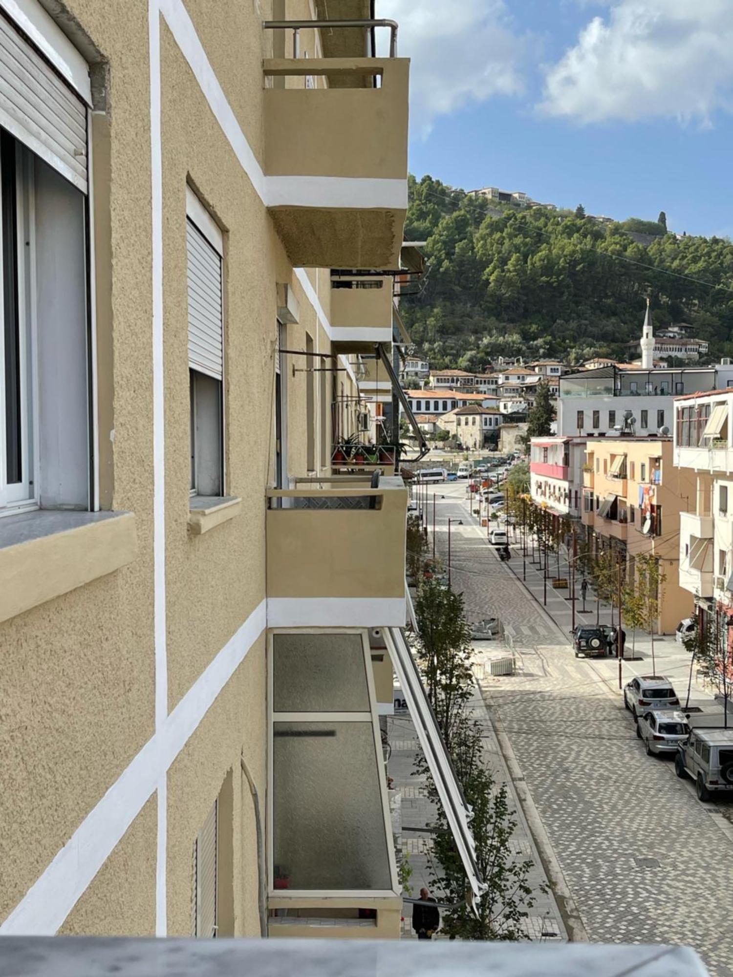 Beratinus Apartment In Berat Center Εξωτερικό φωτογραφία